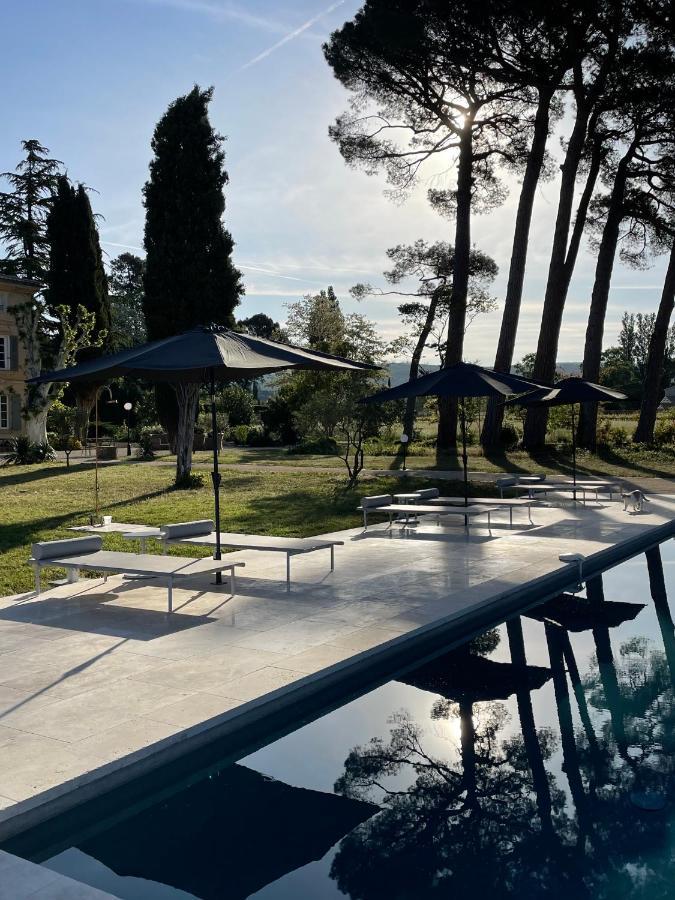 Hotel La Pavoyere Mormoiron Esterno foto